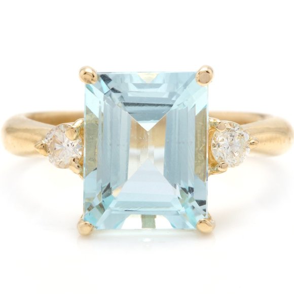 3.28 Ct Aquamarine & Diamond 14KY Gold Ring